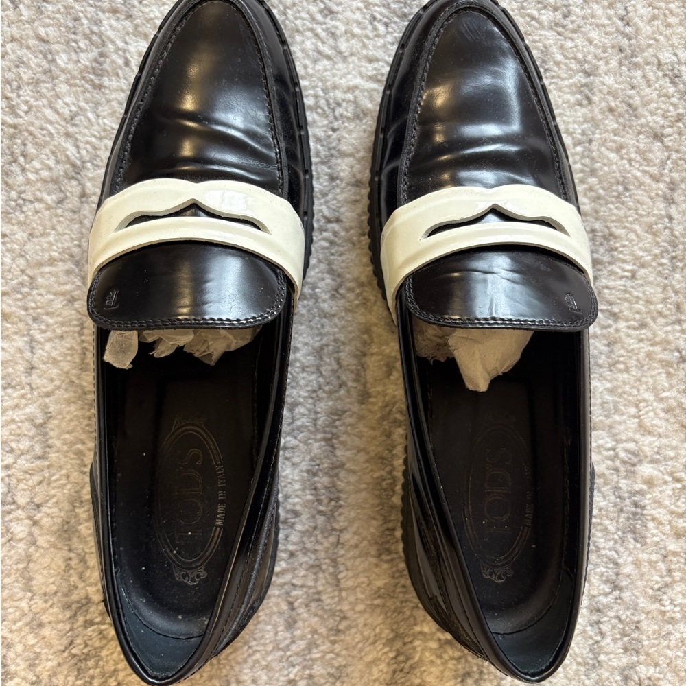 TODS Spazzolato Leather Black Platform White Penny Strap Loafer